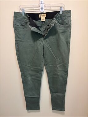 Democracy Olive Green Jeggings with High Waist